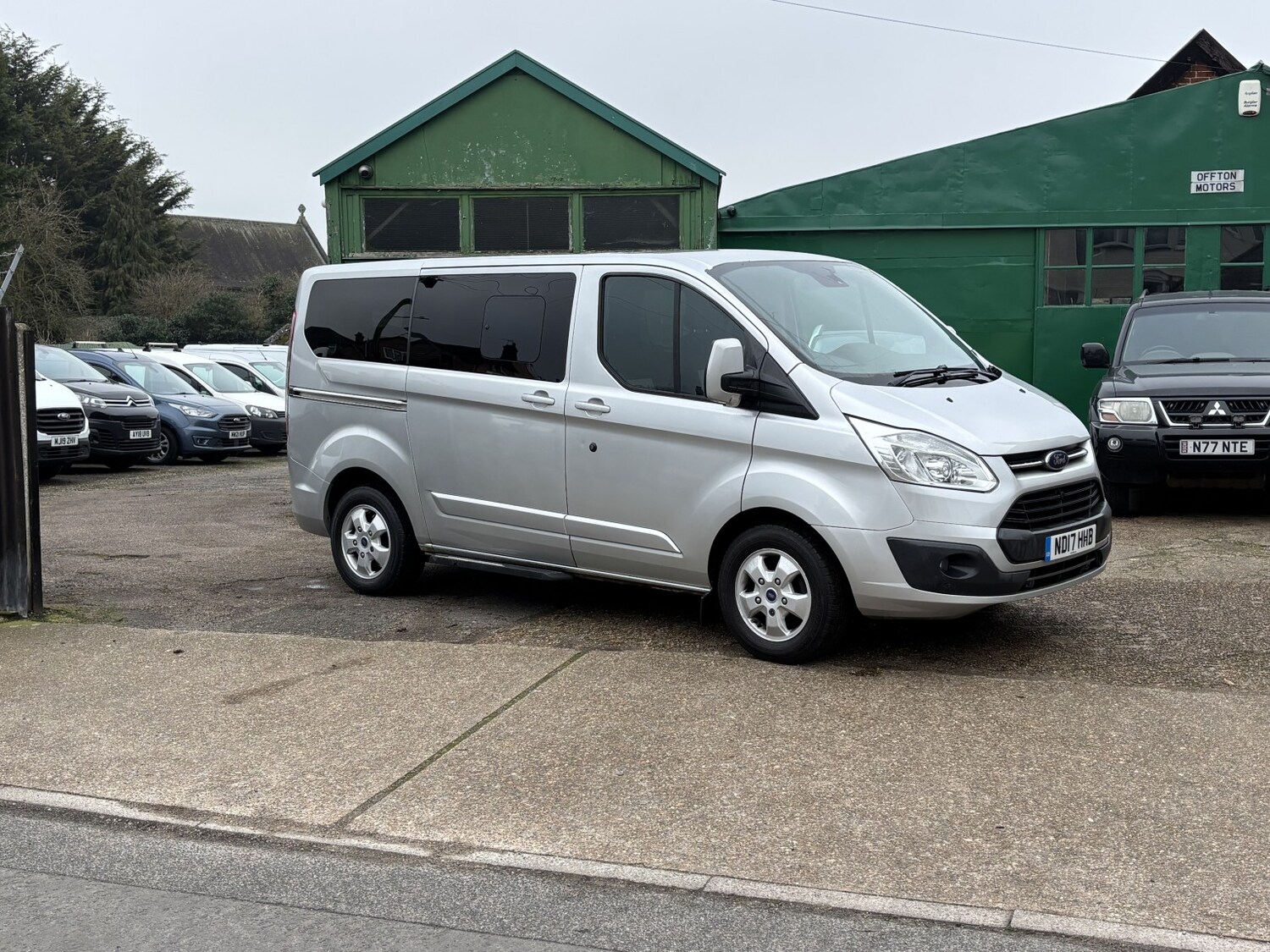 Used Ford Tourneo Custom 2017 for sale - 77851284: Photo 2