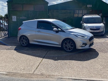 Ford - Fiesta Van