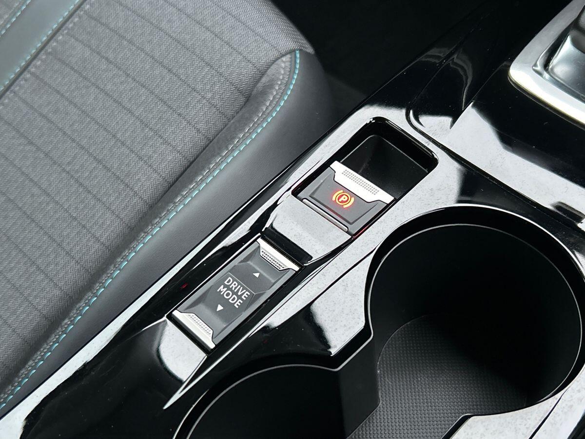 Used Peugeot 208 2022 for sale - 77429636: Photo 24