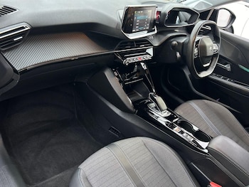 Used Peugeot E-208 2022 for sale - 77429636: Photo