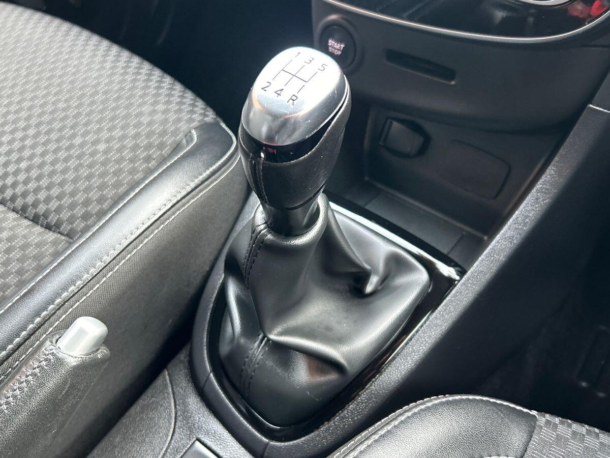 Used Renault Clio 2019 for sale - 76836328: Photo 22