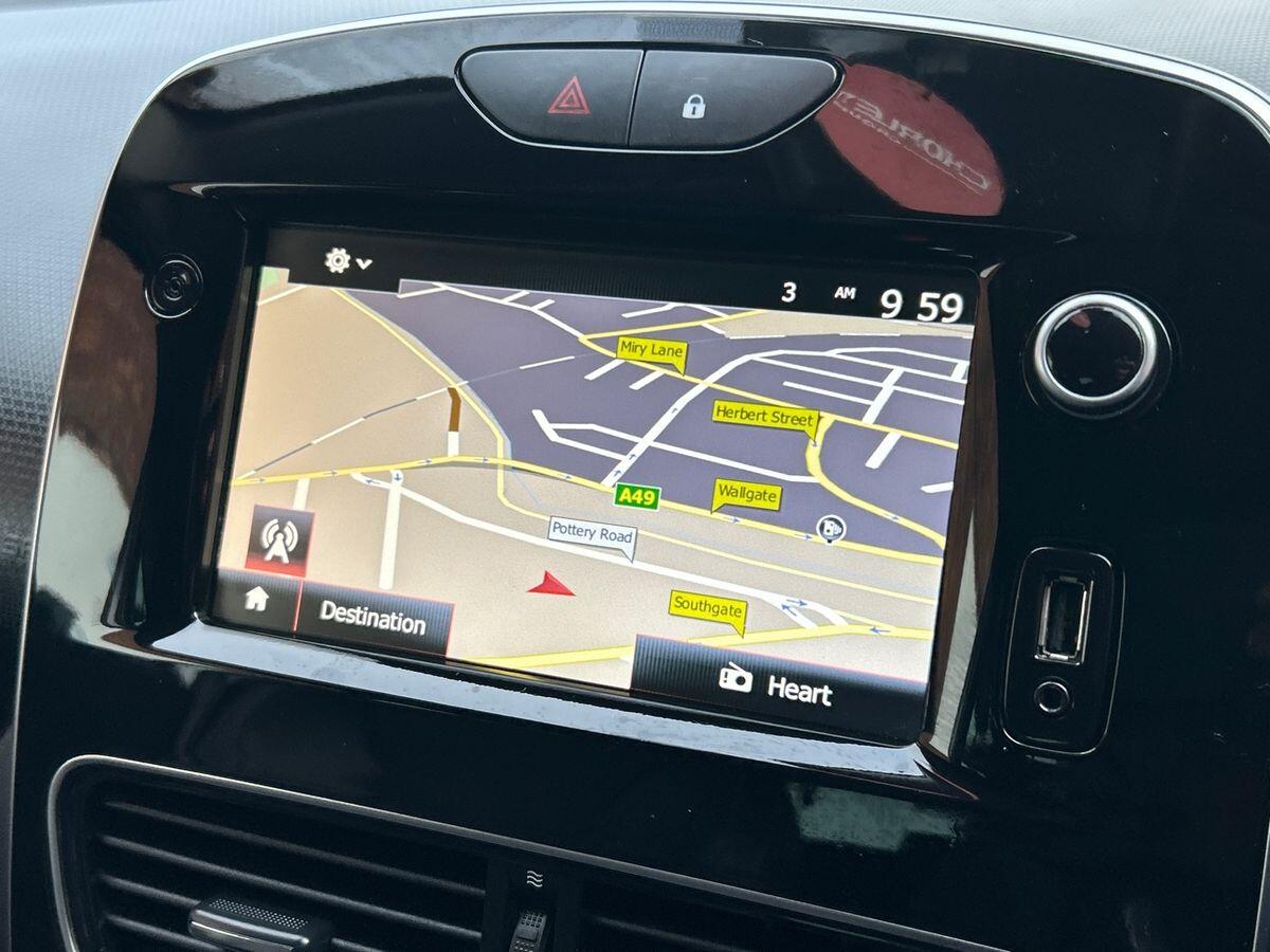 Used Renault Clio 2019 for sale - 76836328: Photo 26