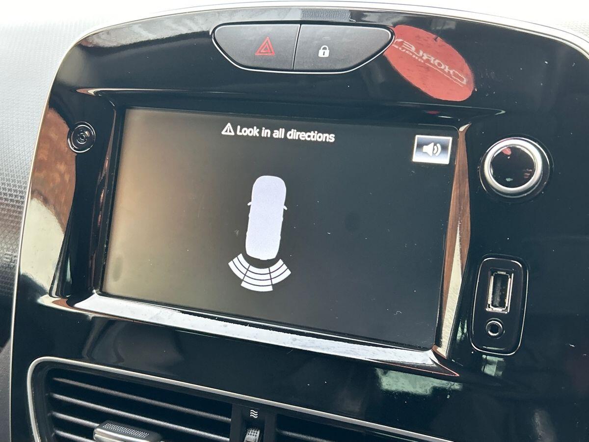 Used Renault Clio 2019 for sale - 76836328: Photo 27