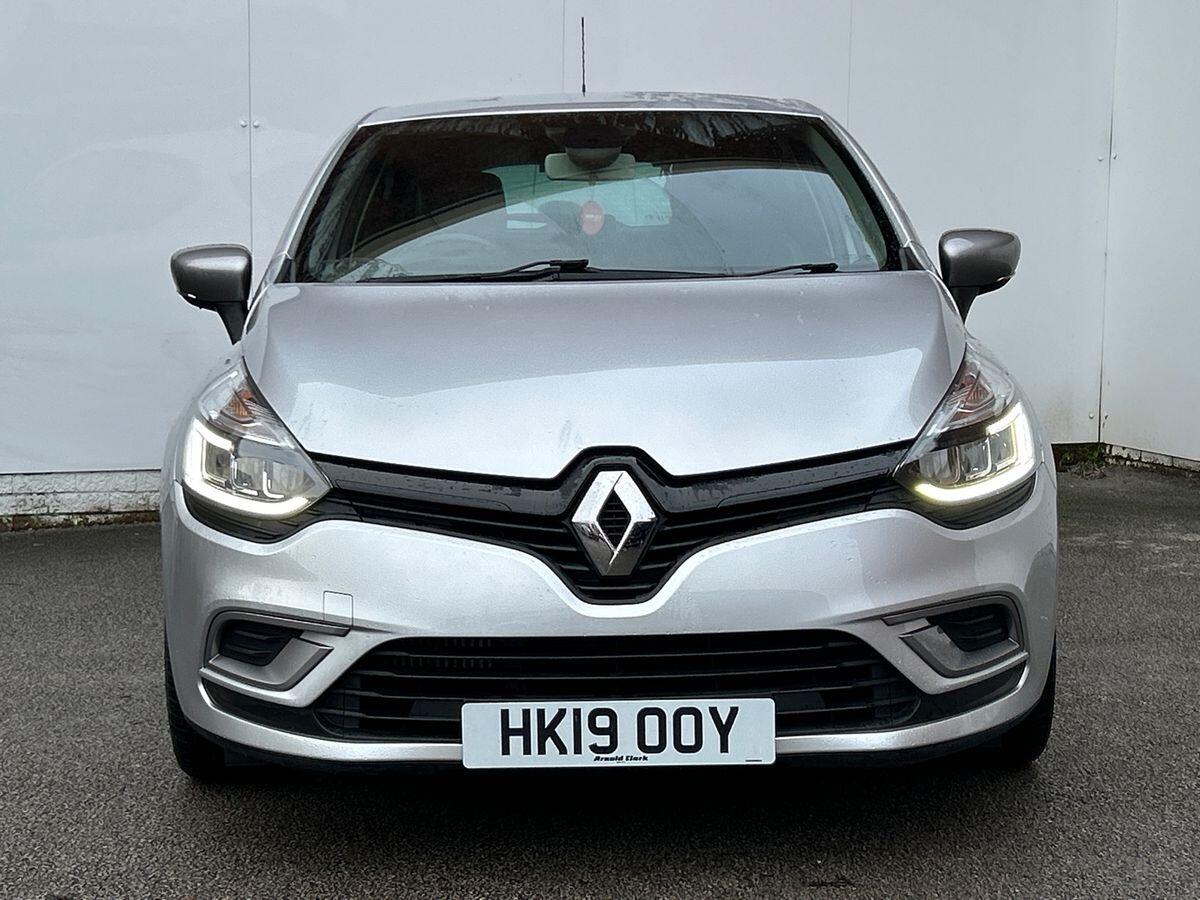 Used Renault Clio 2019 for sale - 76836328: Photo 3