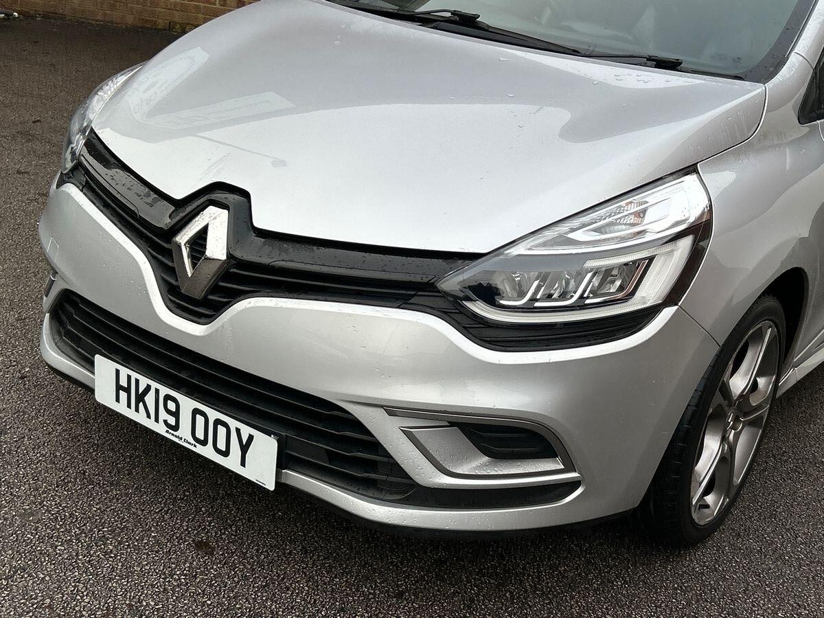 Used Renault Clio 2019 for sale - 76836328: Photo 31
