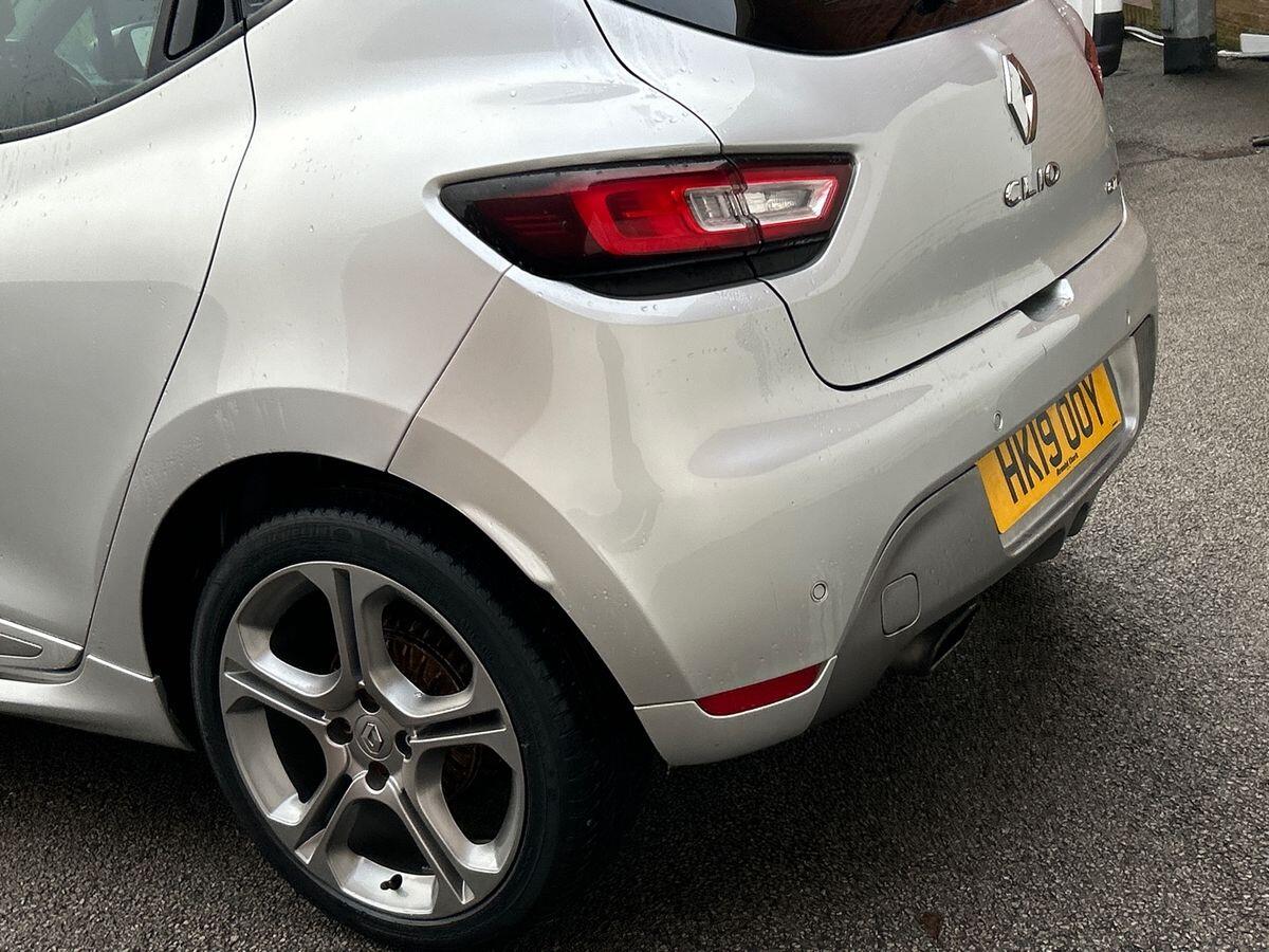 Used Renault Clio 2019 for sale - 76836328: Photo 33