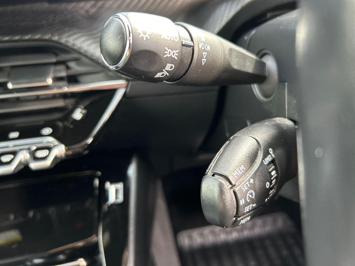 Used Peugeot 2008 2021 for sale - 78012017: Photo 29