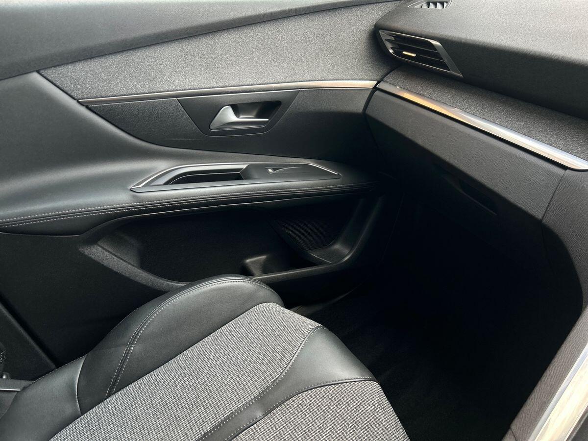 Used Peugeot 3008 2019 for sale - 78024761: Photo 41