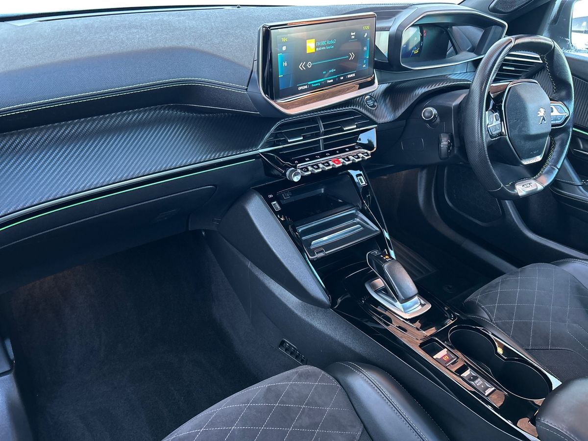 Used Peugeot 2008 2022 for sale - 77946448: Photo 2