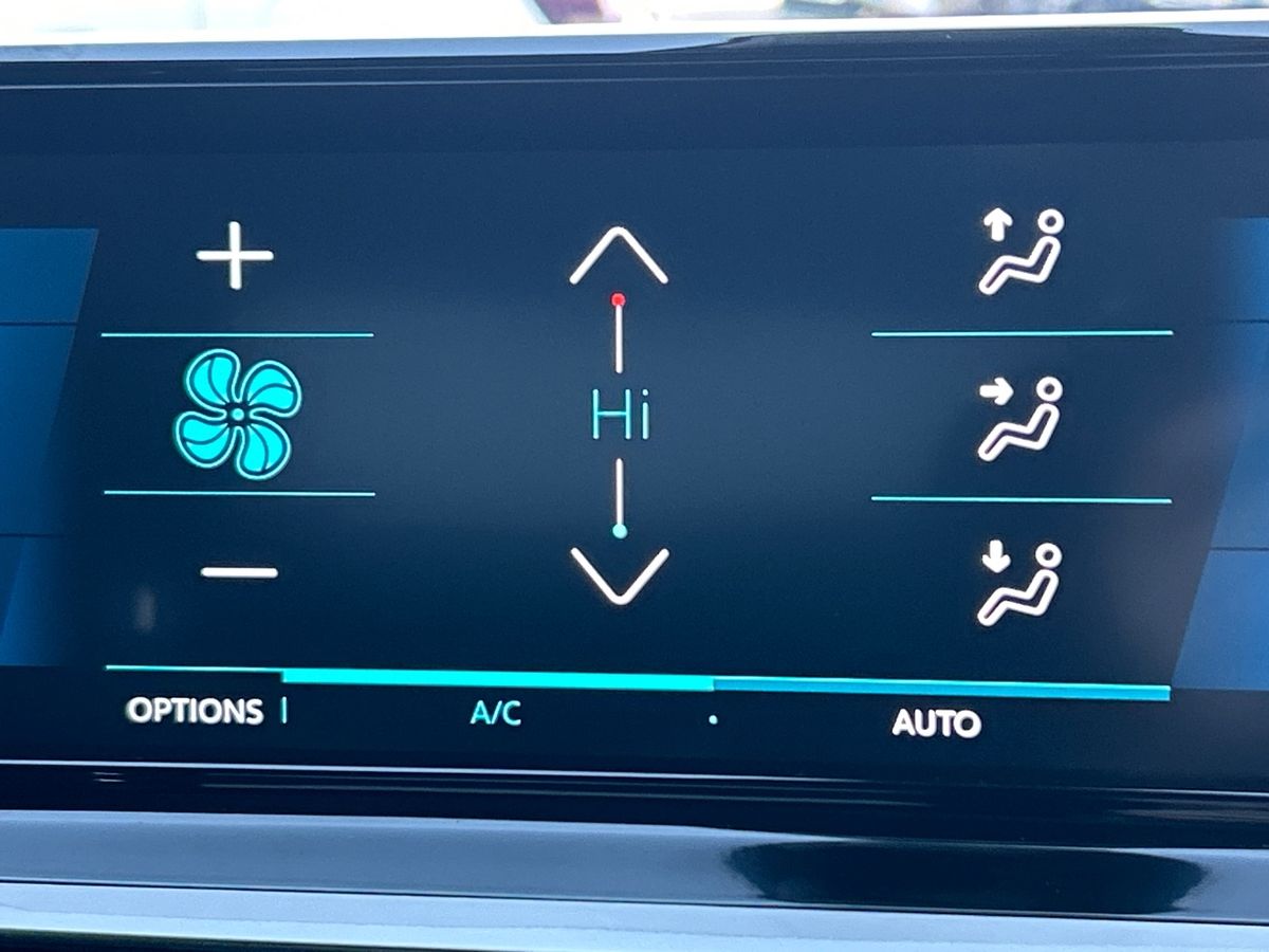 Used Peugeot 2008 2022 for sale - 77946448: Photo 31