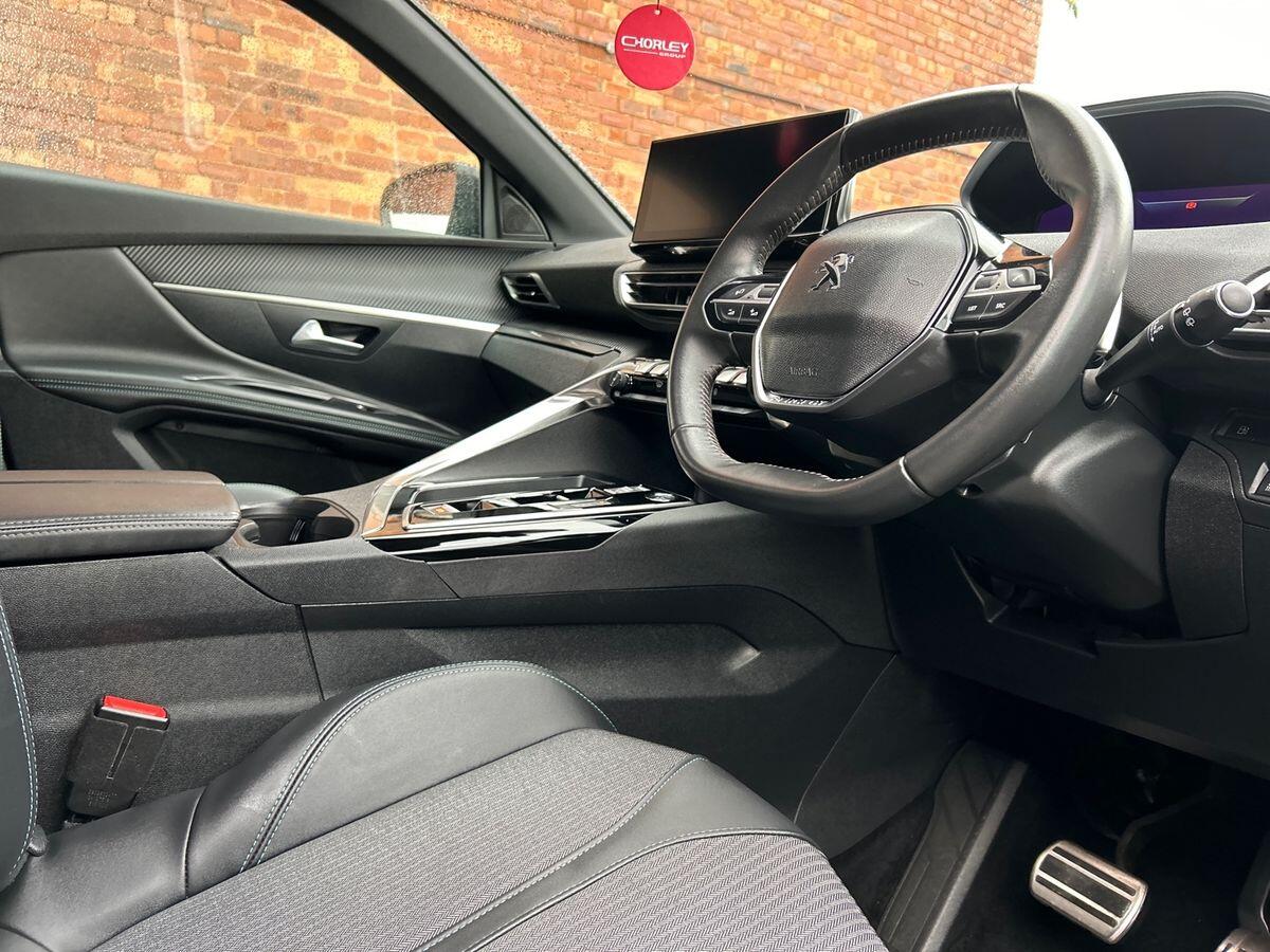 Used Peugeot 3008 2024 for sale - 76353103: Photo 11