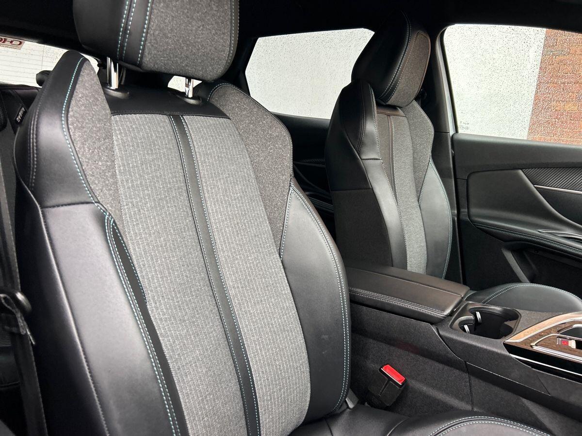 Used Peugeot 3008 2024 for sale - 76353103: Photo 14