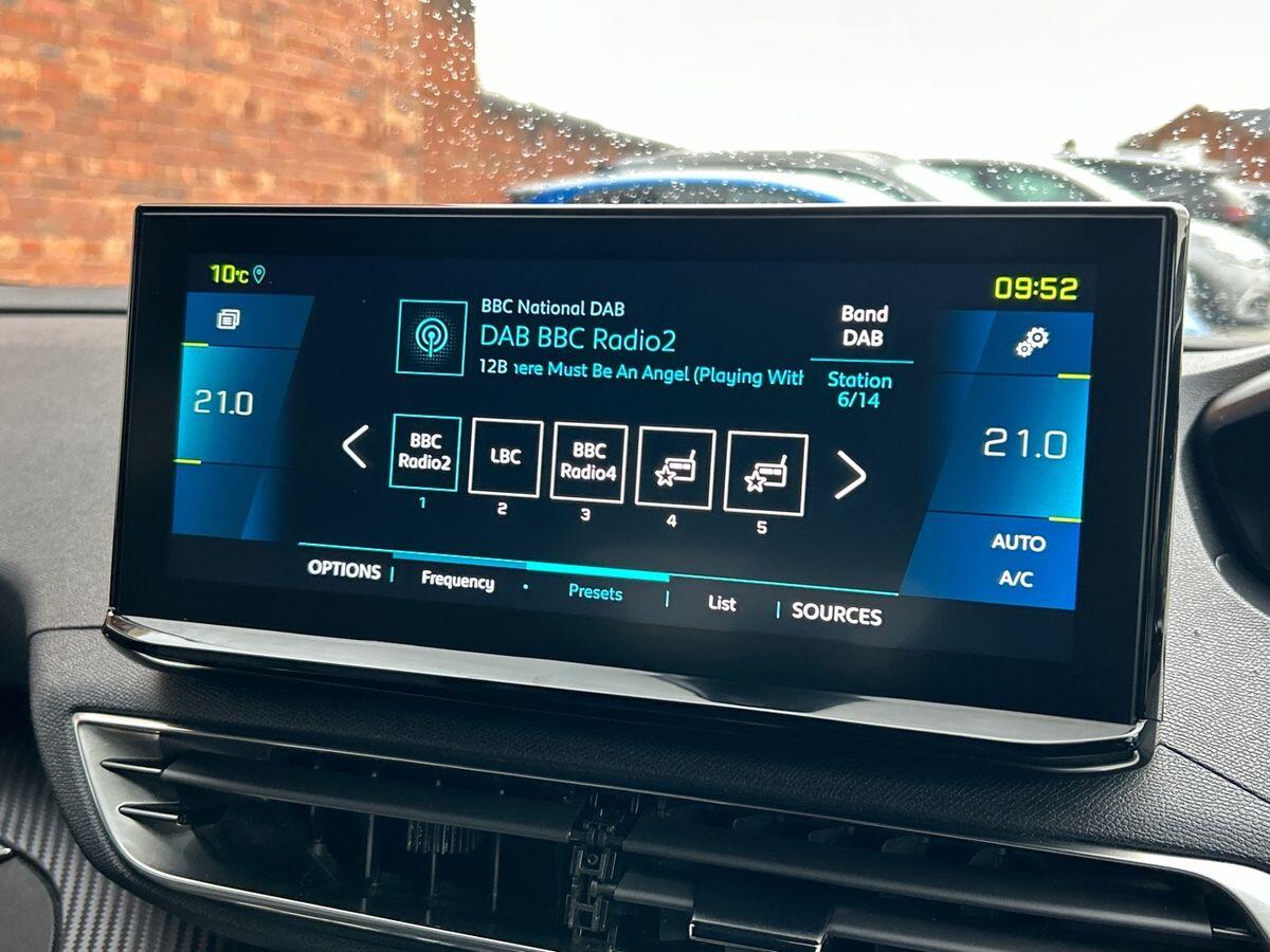 Used Peugeot 3008 2024 for sale - 76353103: Photo 24