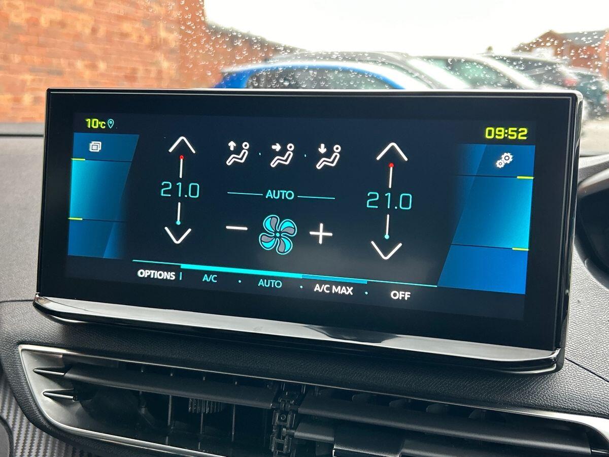 Used Peugeot 3008 2024 for sale - 76353103: Photo 25