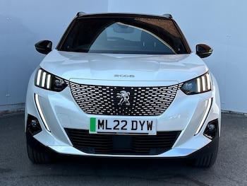 Used Peugeot E-2008 2022 for sale - 75598267: Photo