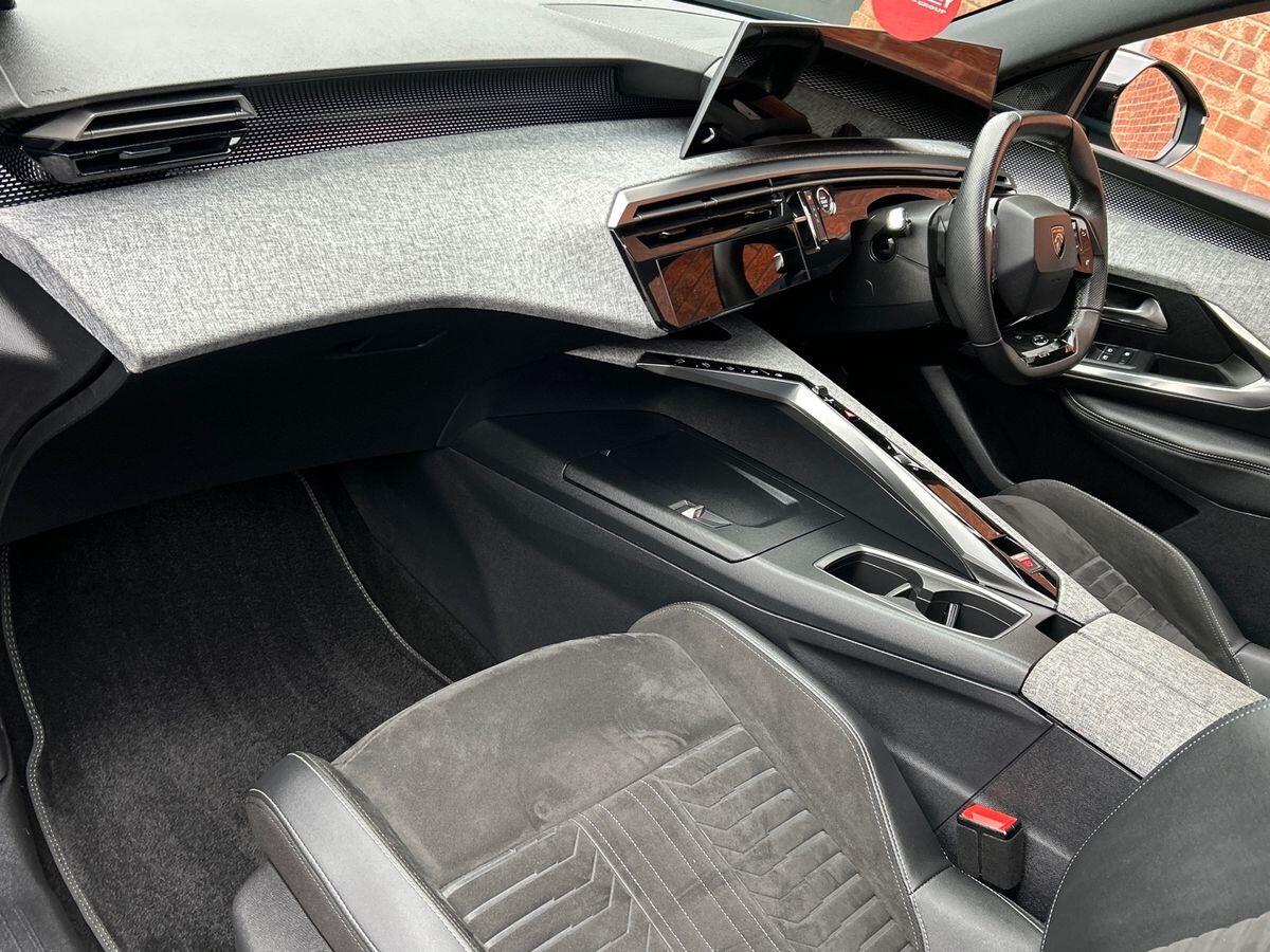 Used Peugeot E-3008 2024 for sale - 77404038: Photo 2