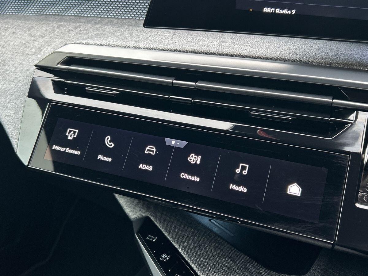 Used Peugeot E-3008 2024 for sale - 77404038: Photo 26