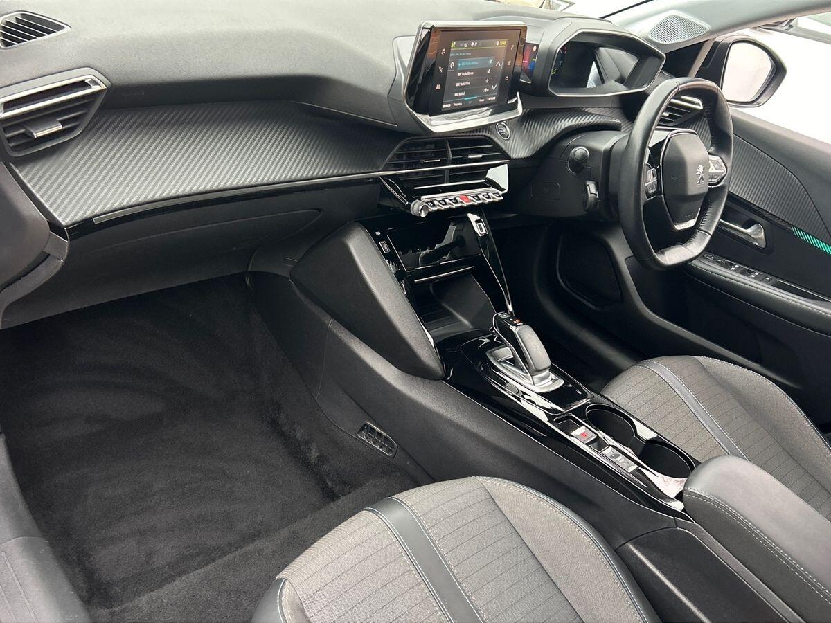 Used Peugeot 208 2022 for sale - 77429642: Photo 2