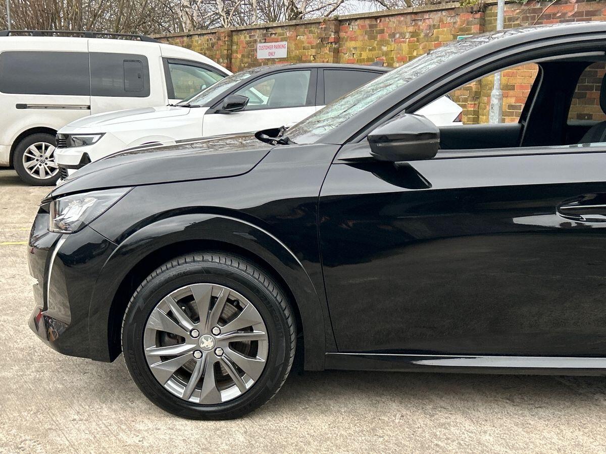 Used Peugeot 208 2022 for sale - 77429642: Photo 38