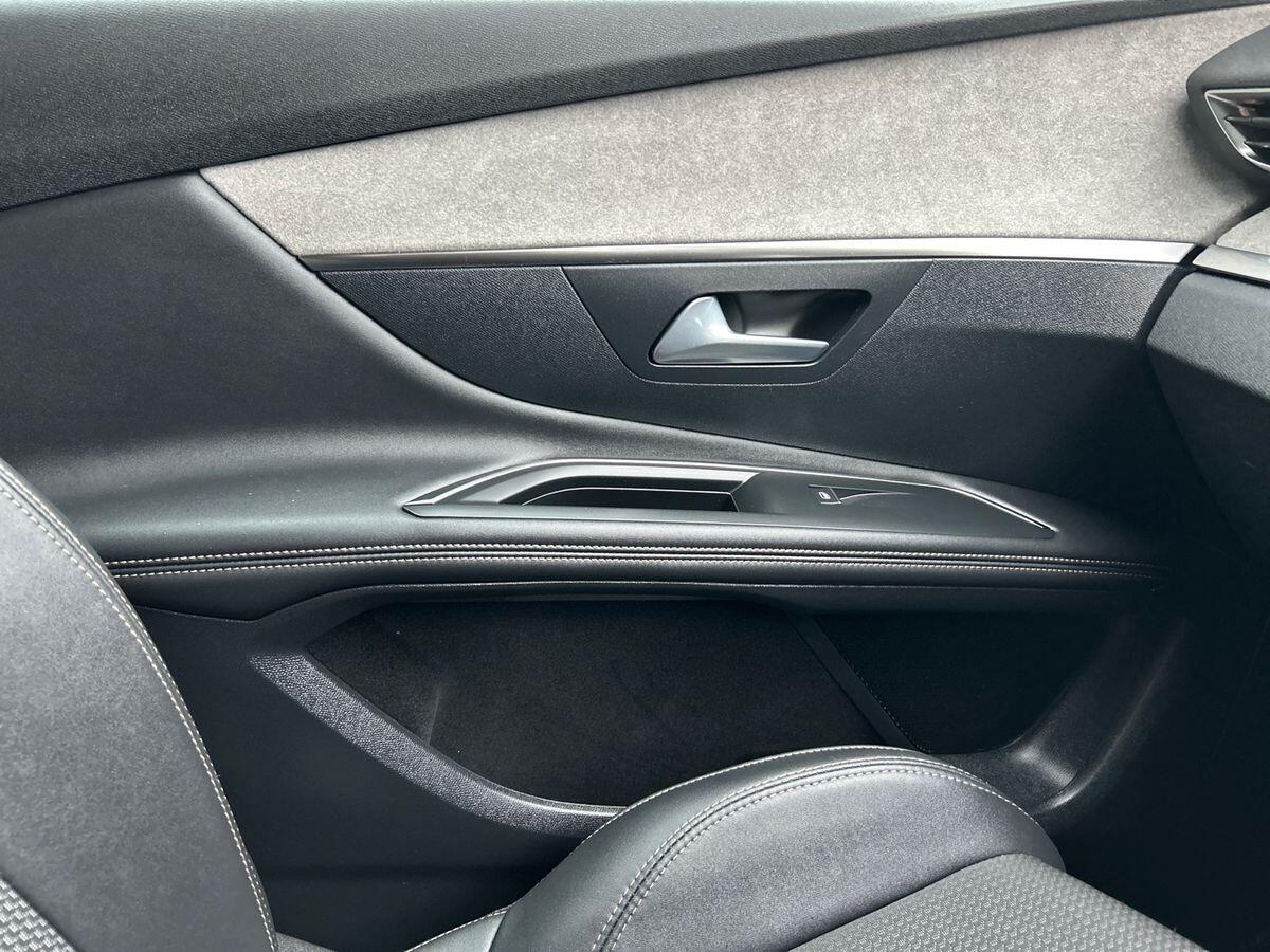 Used Peugeot 3008 2023 for sale - 76650527: Photo 33