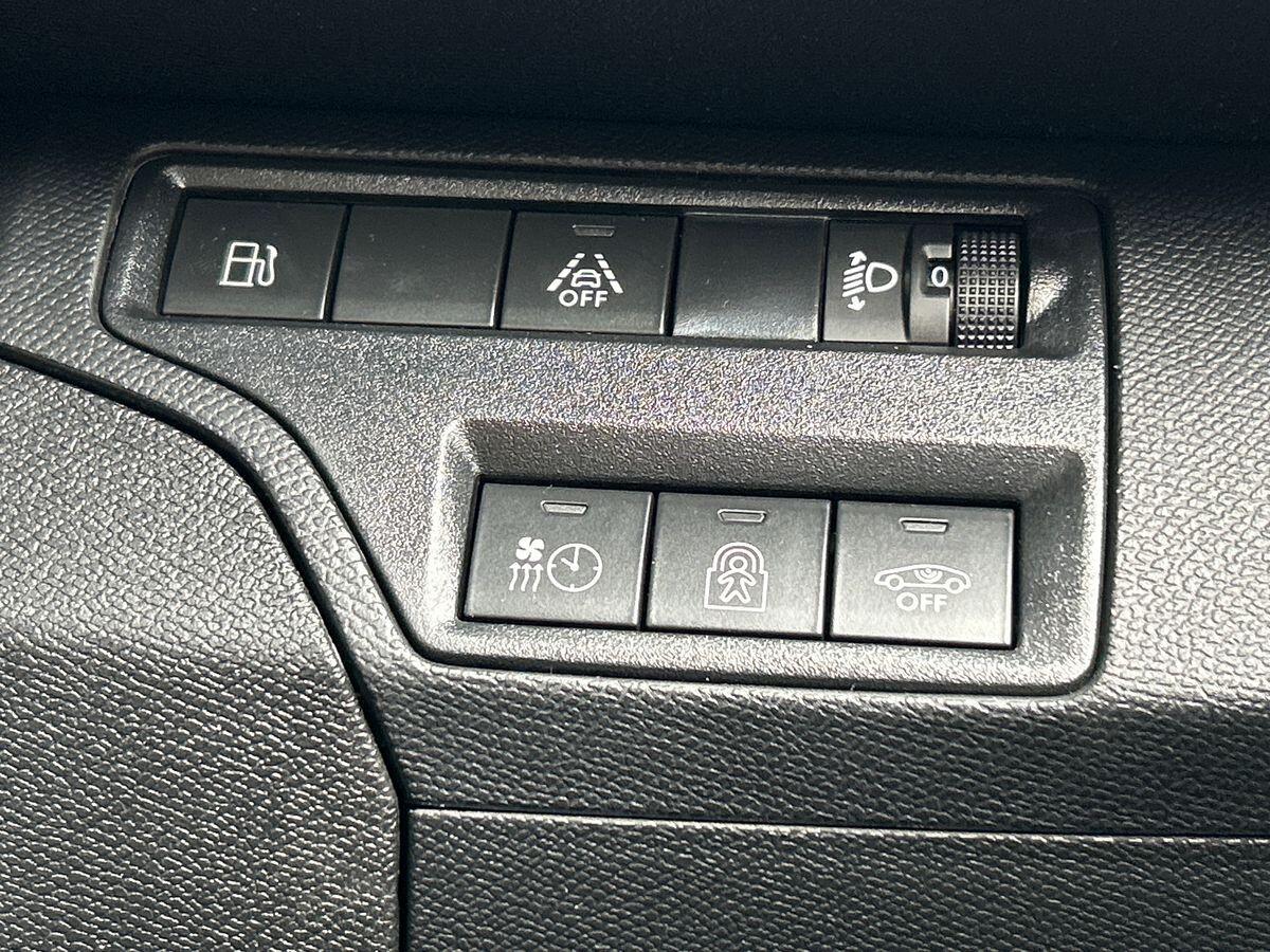 Used Peugeot 3008 2025 for sale - 76576285: Photo 39