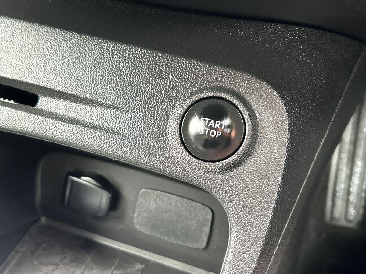 Used Renault Captur 2018 for sale - 76385458: Photo 26