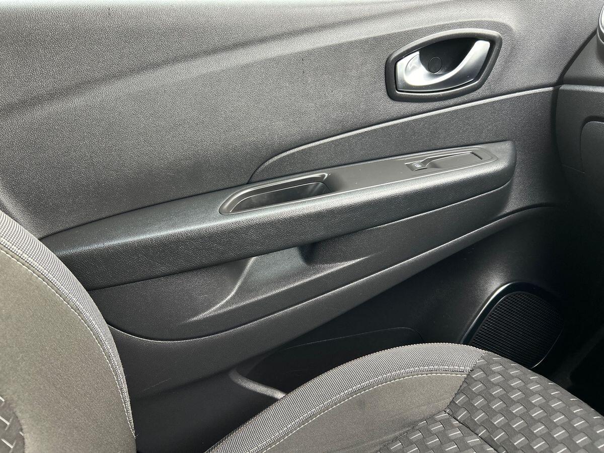 Used Renault Captur 2018 for sale - 76385458: Photo 33