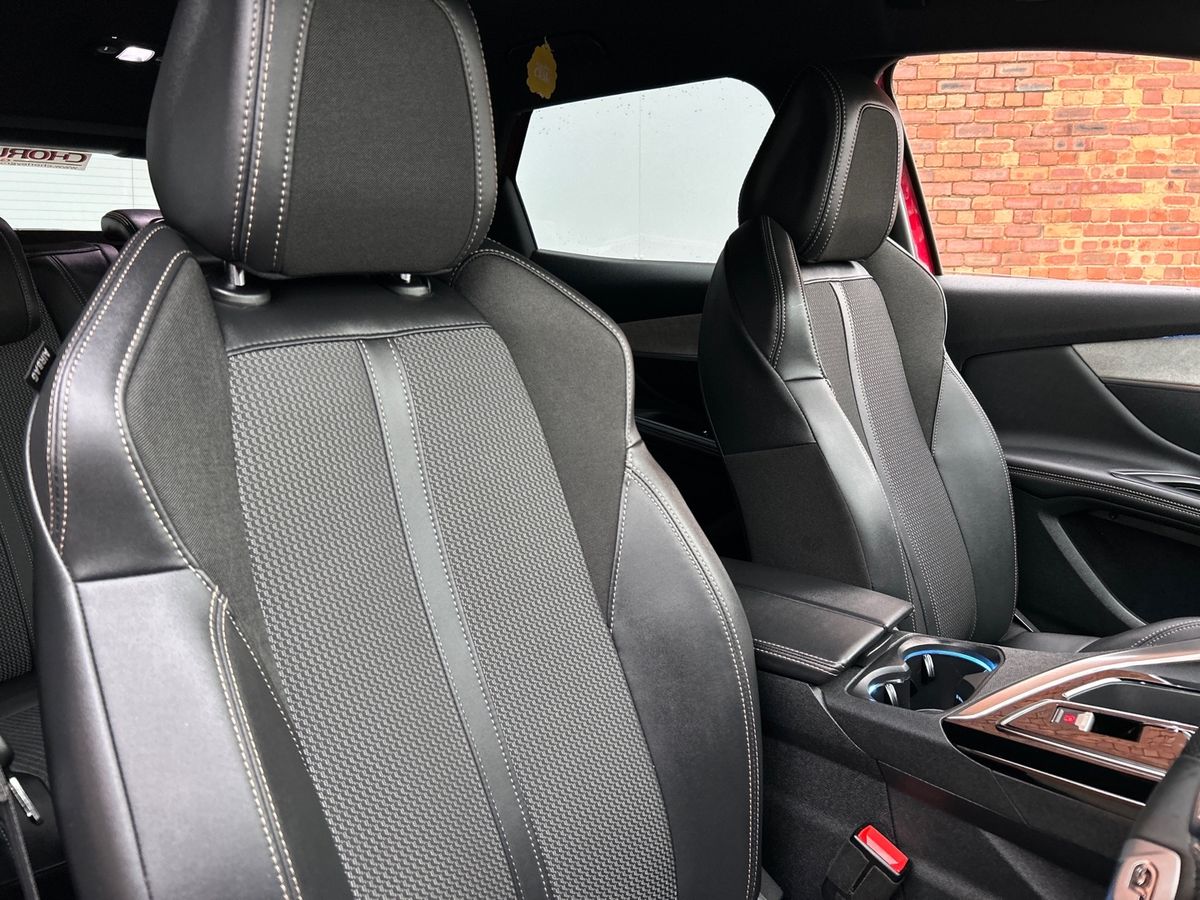 Used Peugeot 3008 2023 for sale - 76481034: Photo 18