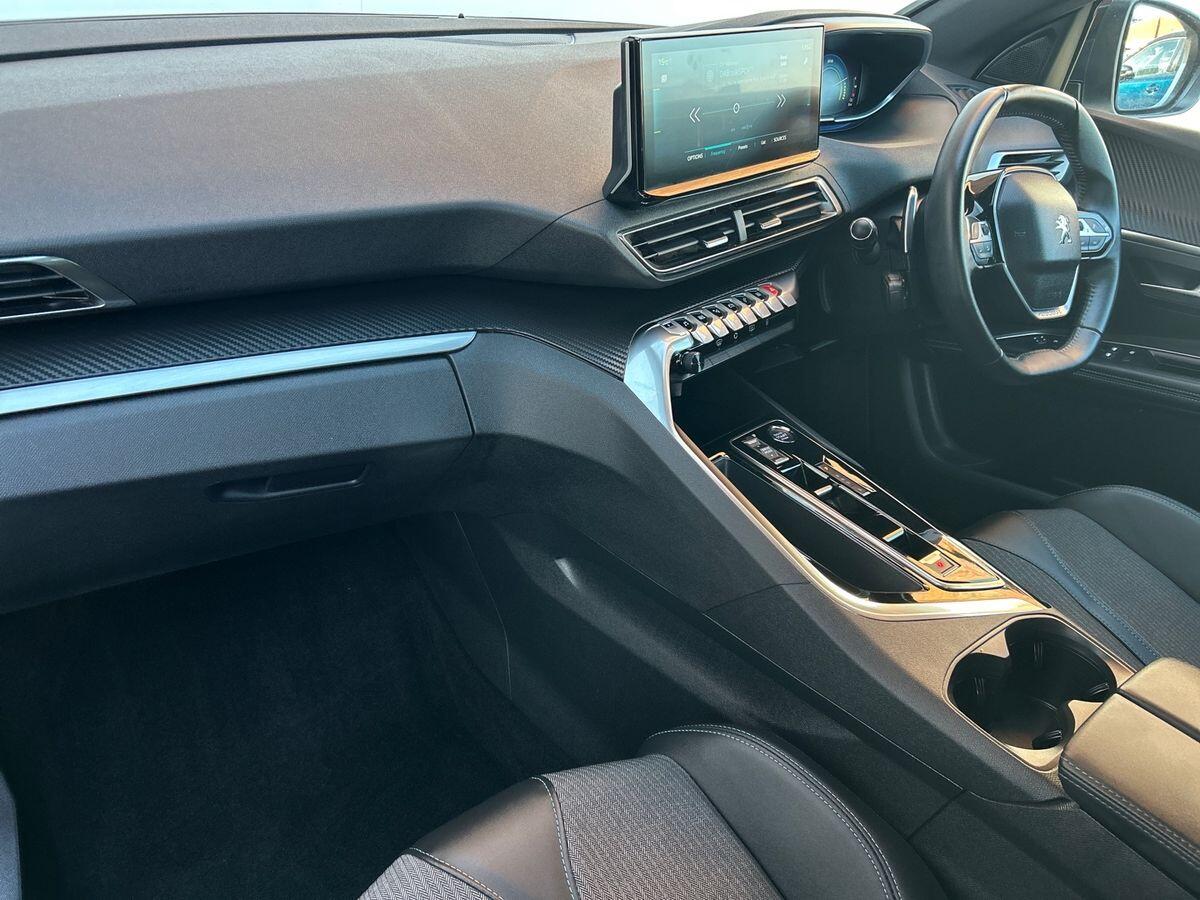 Used Peugeot 3008 2024 for sale - 78121072: Photo 2