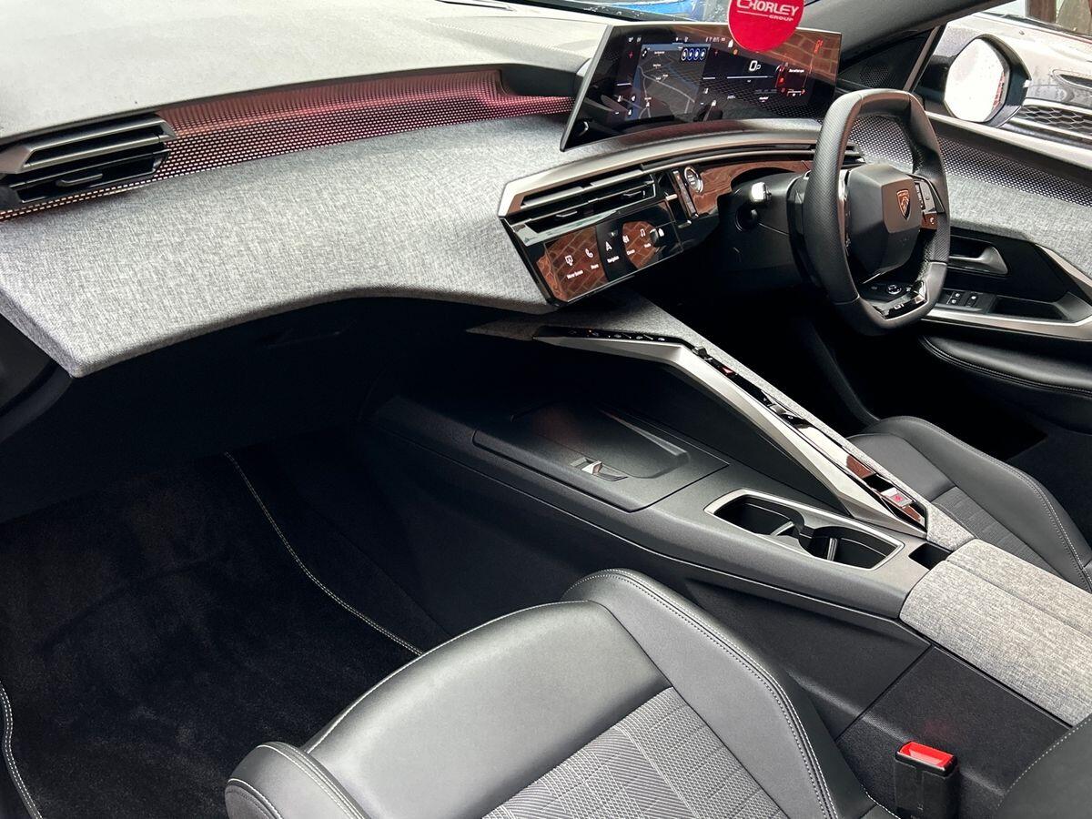 Used Peugeot 5008 2025 for sale - 76509023: Photo 2