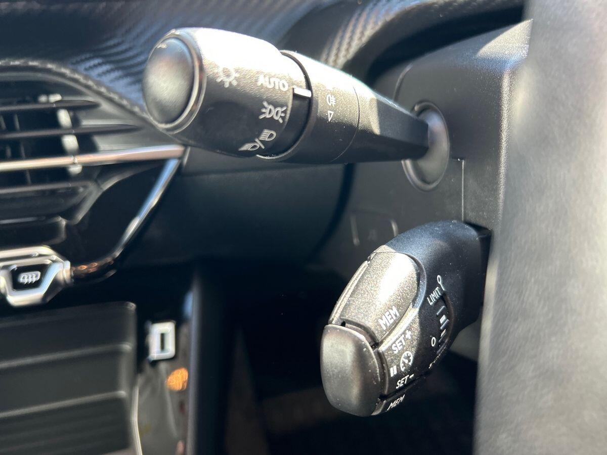 Used Peugeot E-208 2022 for sale - 77961472: Photo 30