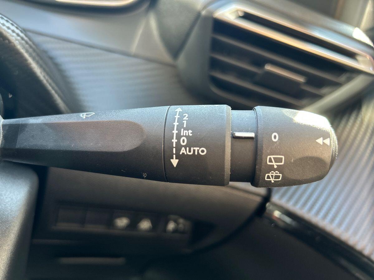 Used Peugeot E-208 2022 for sale - 77961472: Photo 31