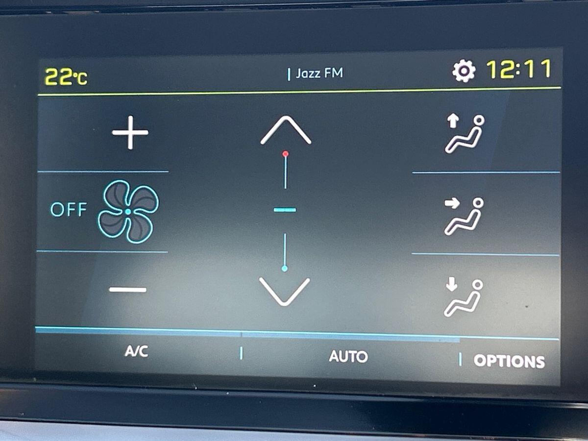 Used Peugeot E-208 2022 for sale - 77961472: Photo 32