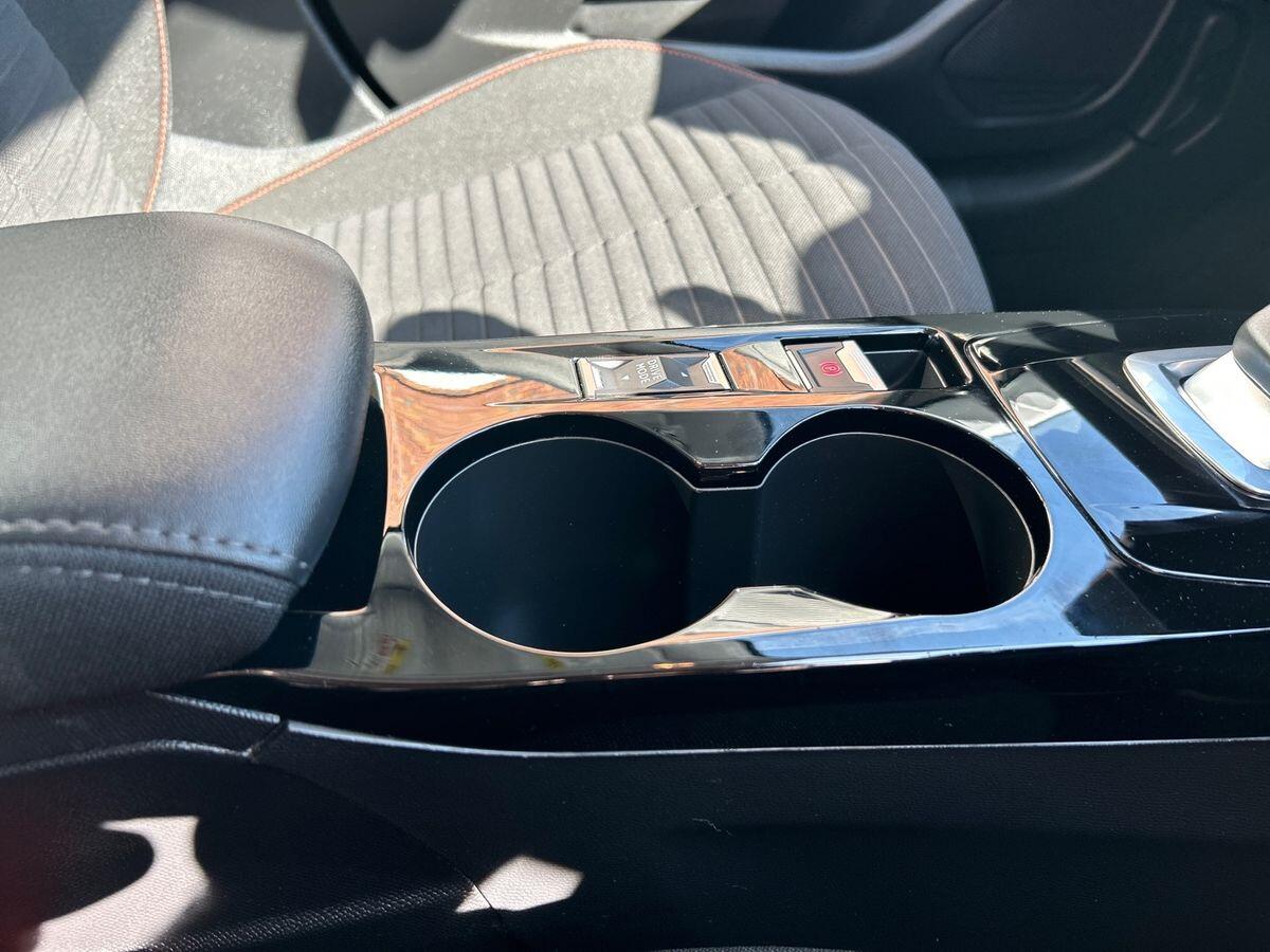 Used Peugeot E-208 2022 for sale - 77961472: Photo 37