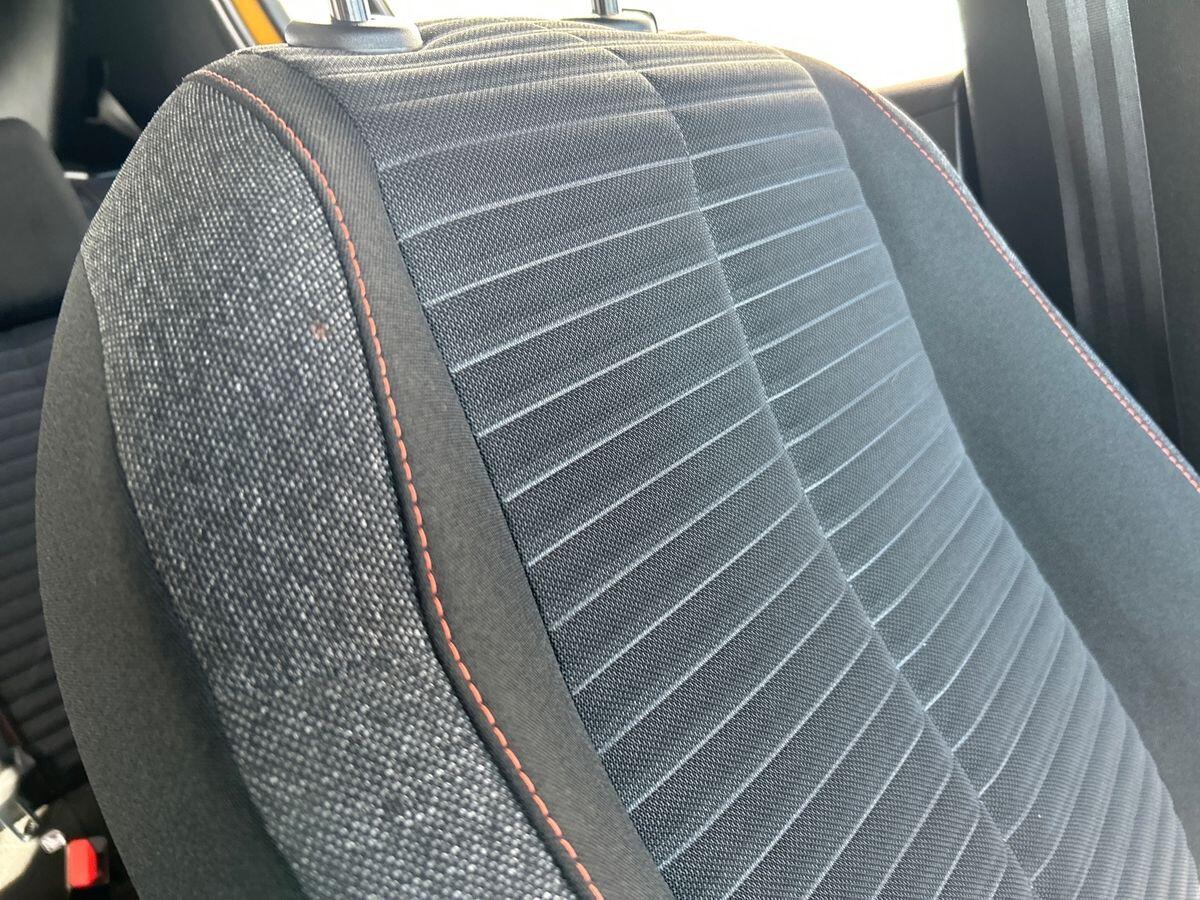 Used Peugeot E-208 2022 for sale - 77961472: Photo 38