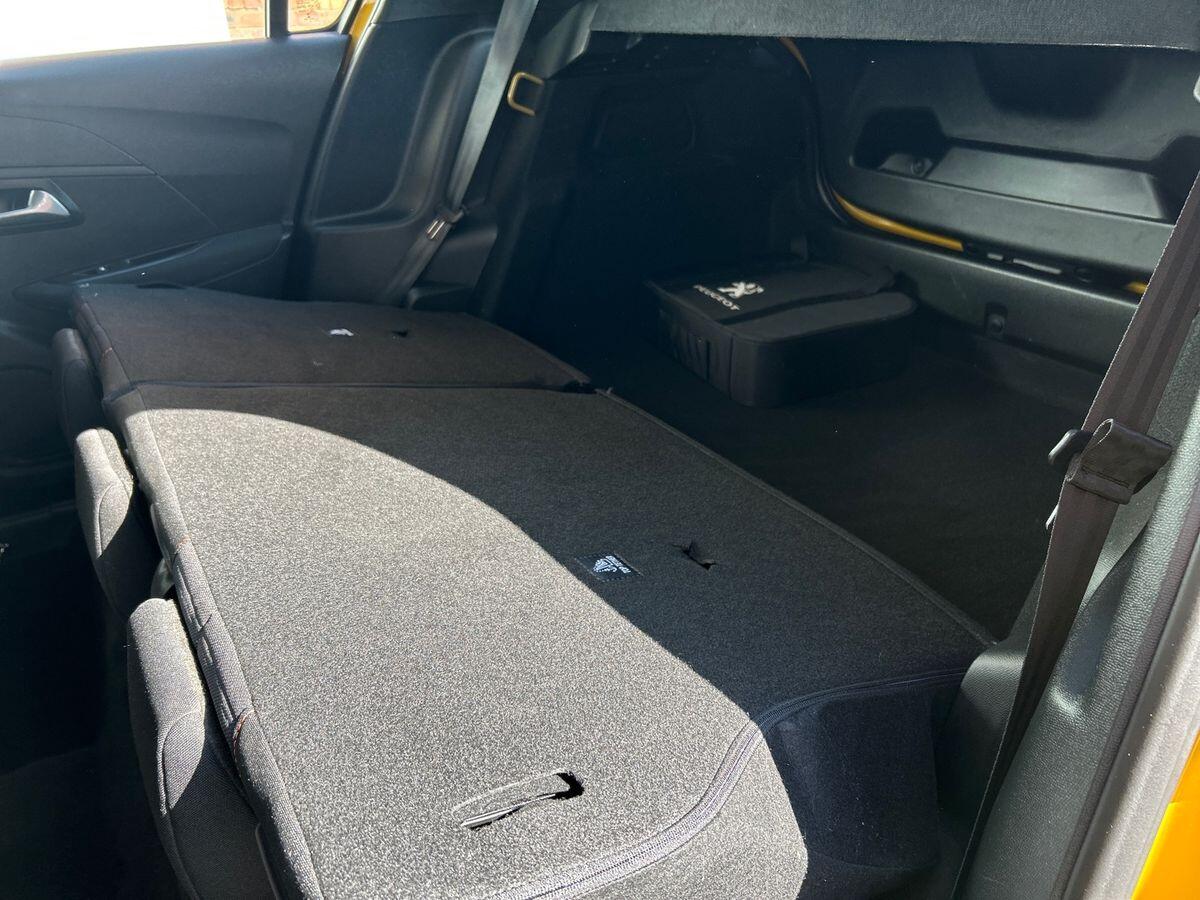 Used Peugeot E-208 2022 for sale - 77961472: Photo 43