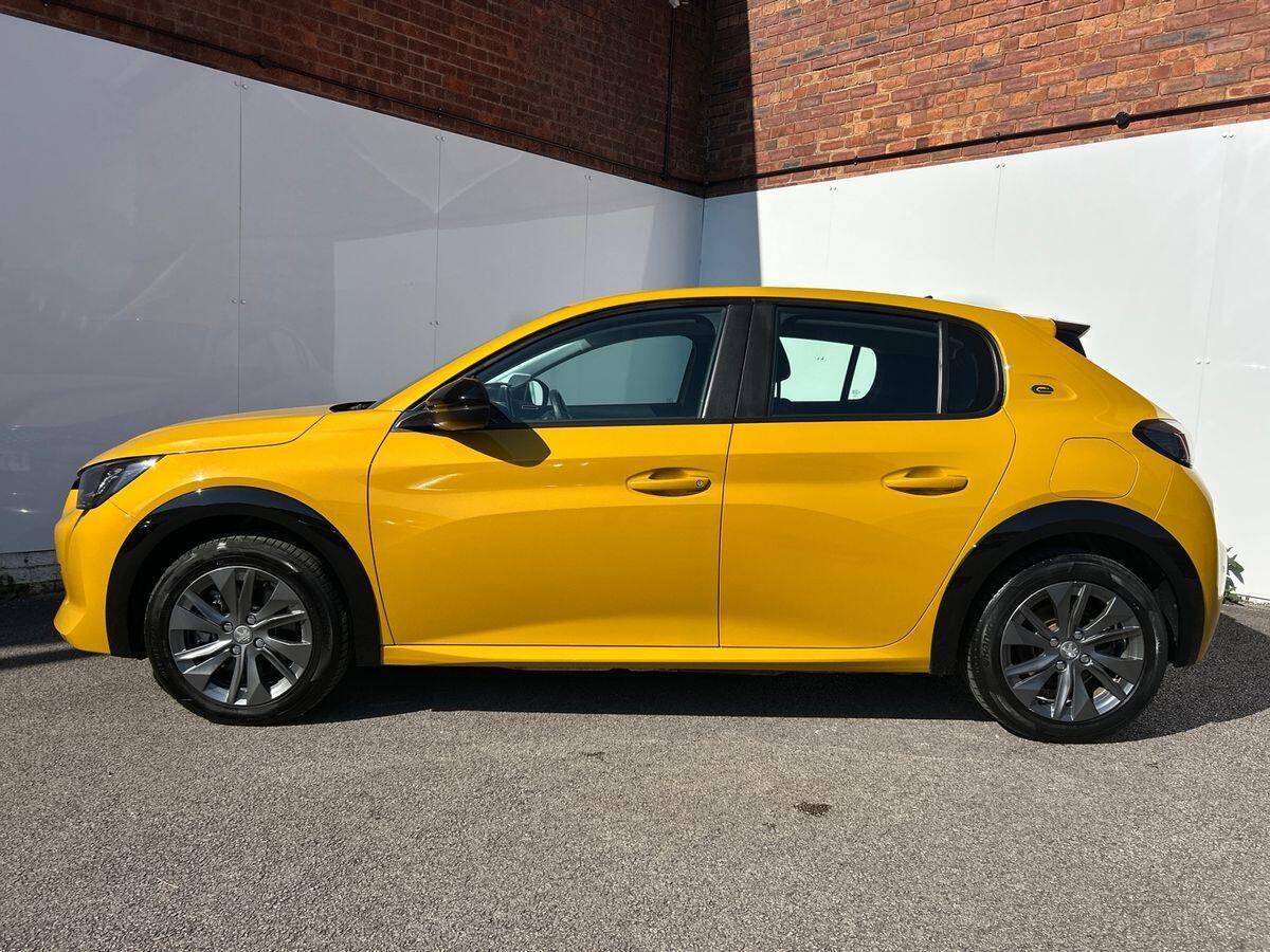 Used Peugeot E-208 2022 for sale - 77961472: Photo 6