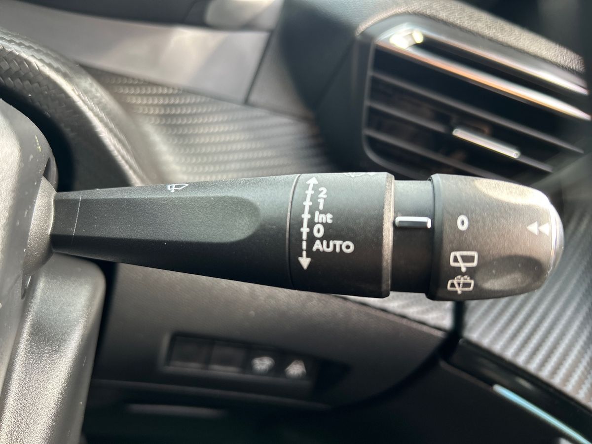 Used Peugeot 2008 2021 for sale - 78001686: Photo 30