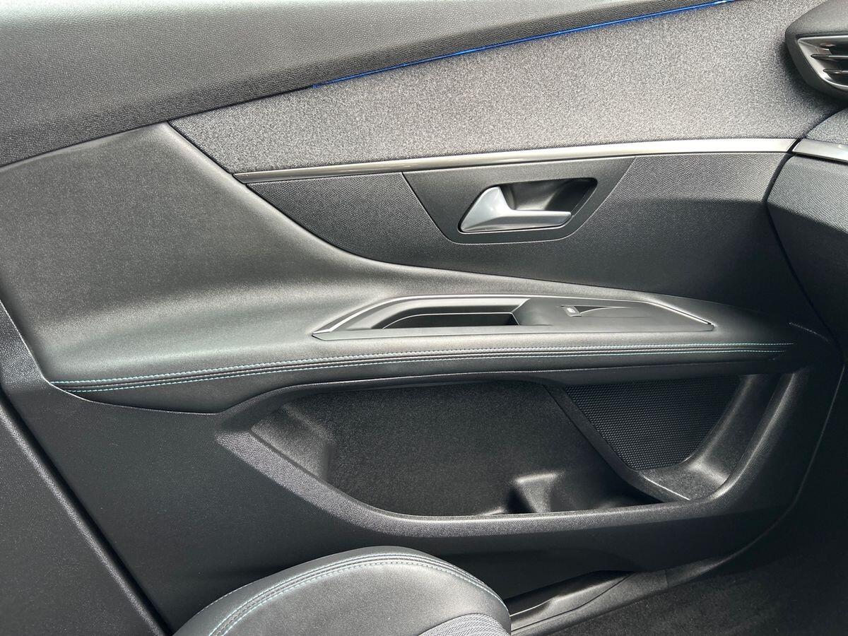 Used Peugeot 3008 2021 for sale - 76438849: Photo 32