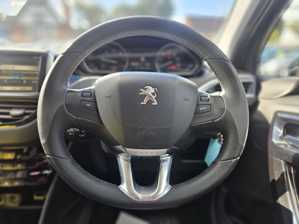 Used Peugeot 208 2013 for sale - 78030532: Photo 12