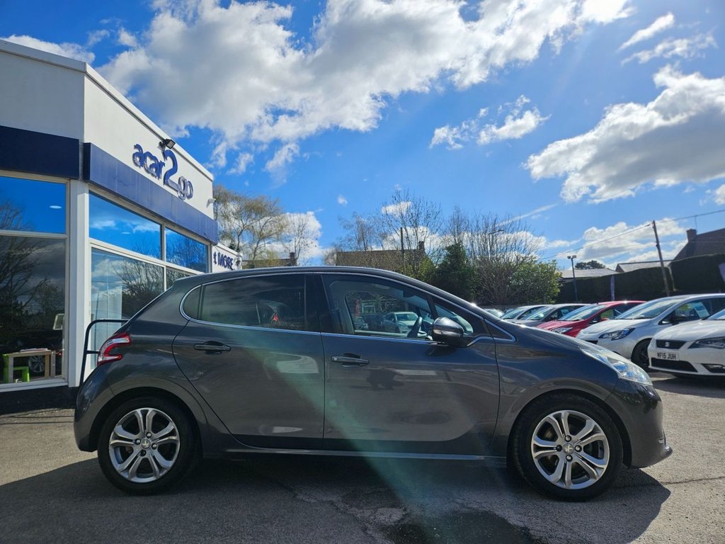 Used Peugeot 208 2013 for sale - 78030532: Photo 21