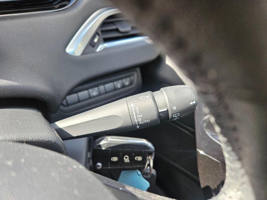 Used Peugeot 208 2013 for sale - 78030532: Photo 7