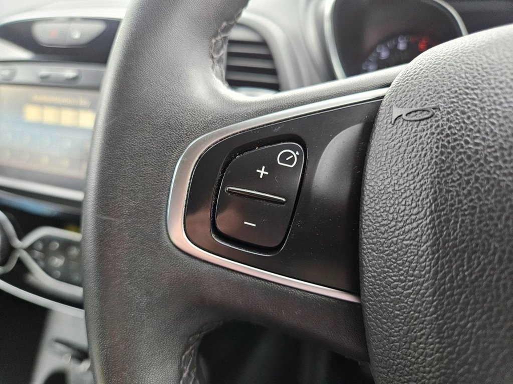 Used Renault Captur 2018 for sale - 77667257: Photo 25