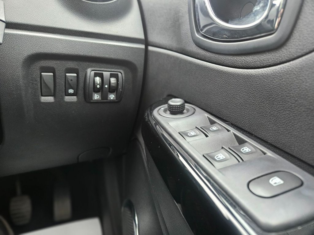 Used Renault Captur 2016 for sale - 76223823: Photo 20