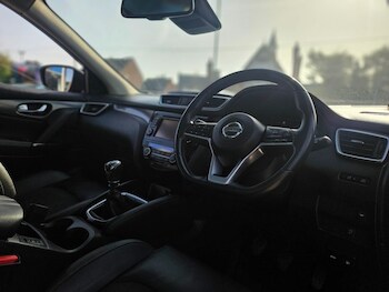 Used Nissan Qashqai 2018 for sale - 77667786: Photo