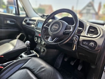 Used Jeep Renegade 2016 for sale - 78985831: Photo