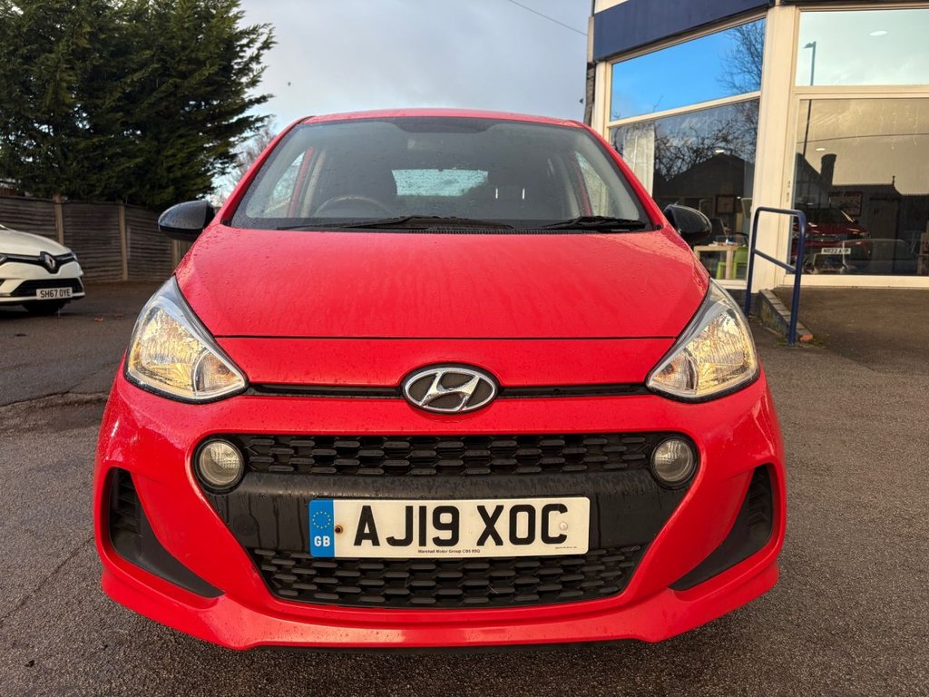 Used Hyundai i10 2019 for sale - 76768605: Photo 3