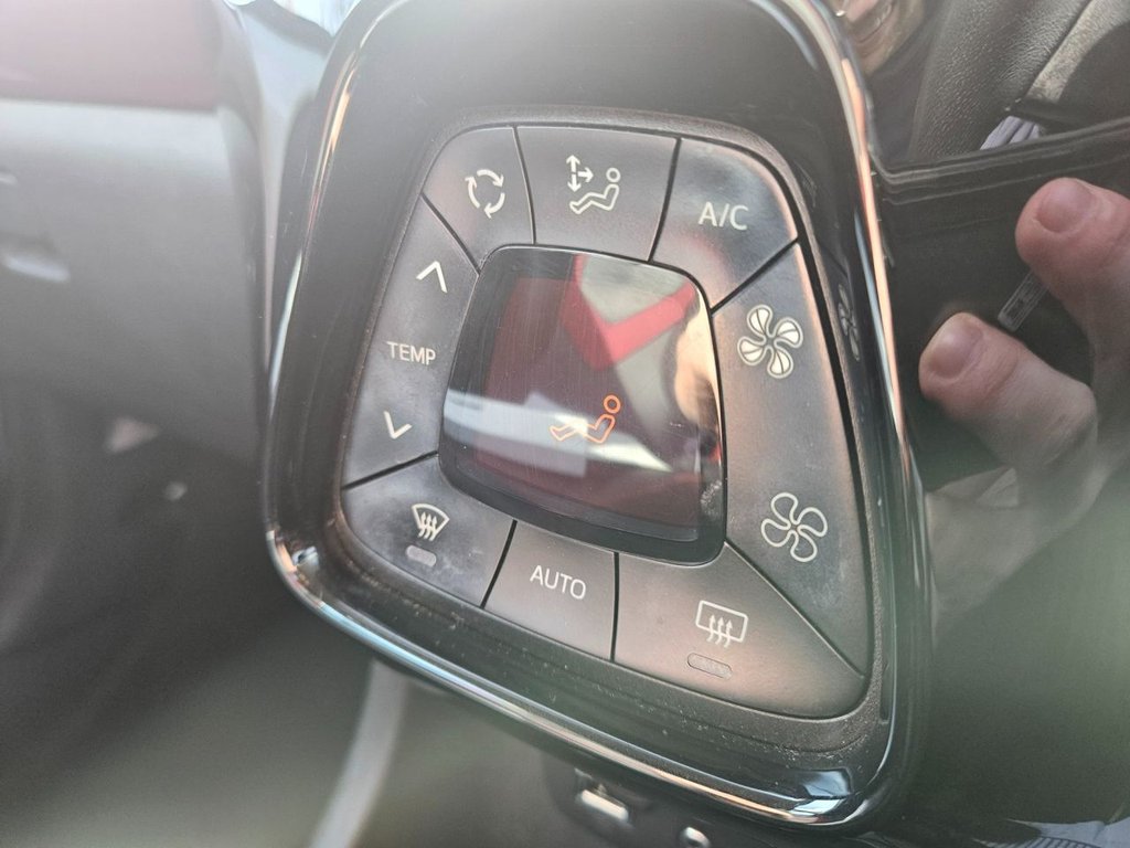 Used Toyota AYGO 2017 for sale - 77507661: Photo 22