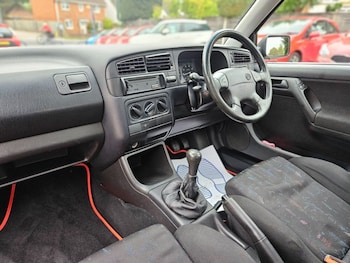 Used Volkswagen Golf 1998 for sale - 75998668: Photo