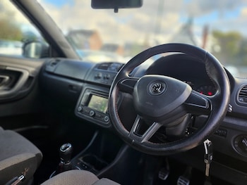 Used Skoda Fabia 2014 for sale - 78227919: Photo